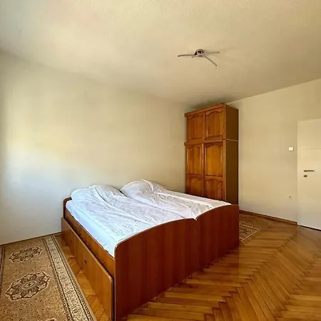 Komforan Trosoban Stan U Centru Apartment Sarajevo