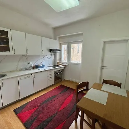 Komforan Trosoban Stan U Centru Apartment Sarajevo
